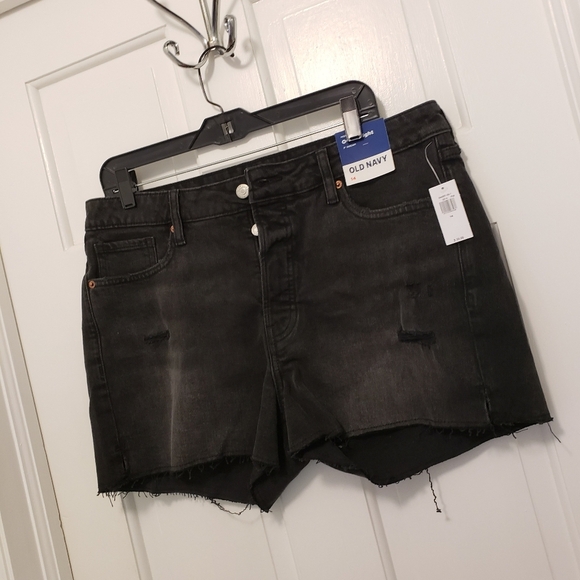 NWT Old Navy OG High Rise Straight Jean Shorts Size 14, Charcoal Black, Ret. $39 - Picture 1 of 8